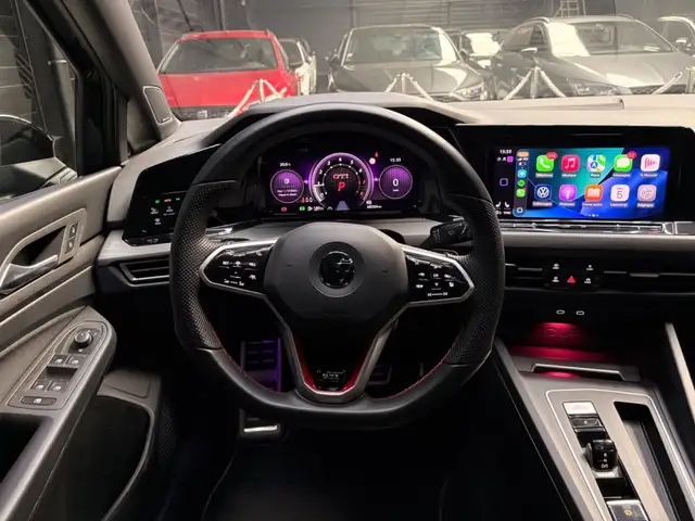 Volkswagen Golf view 13