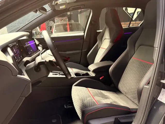 Volkswagen Golf view 7