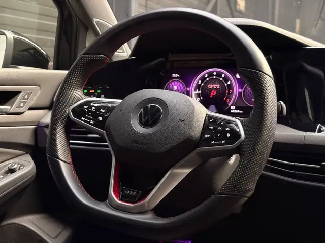 Volkswagen Golf view 14
