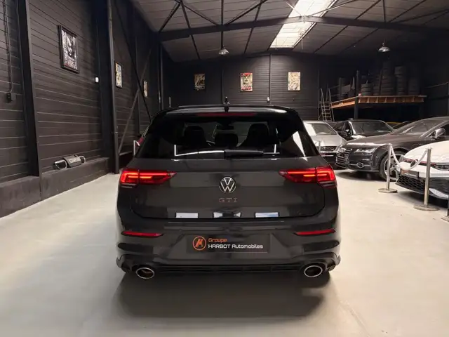 Volkswagen Golf view 4