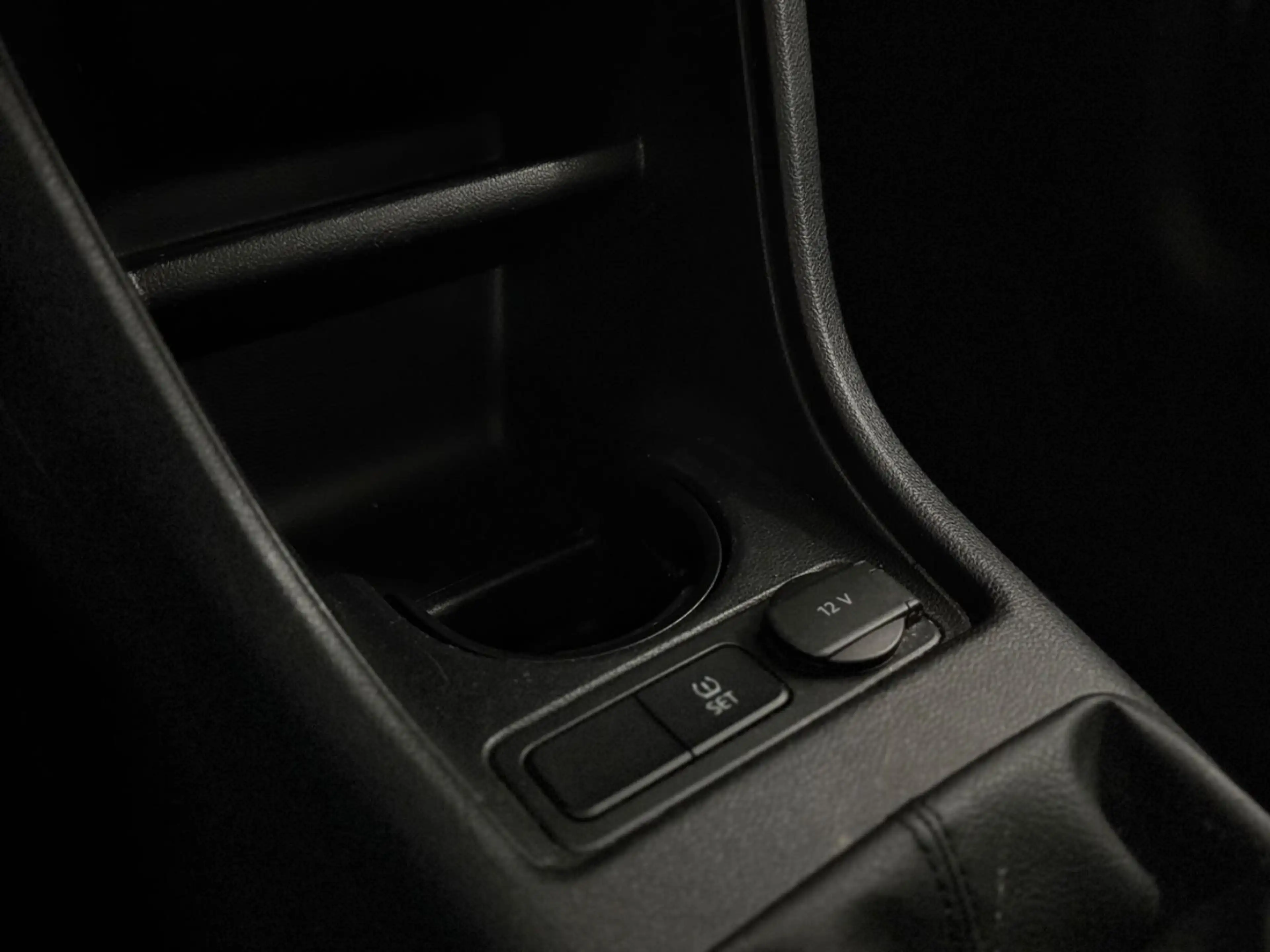 Volkswagen up! Move up!75PS/BMT/Start-Stop/Design/Shz/Klima/PDC — photo 12