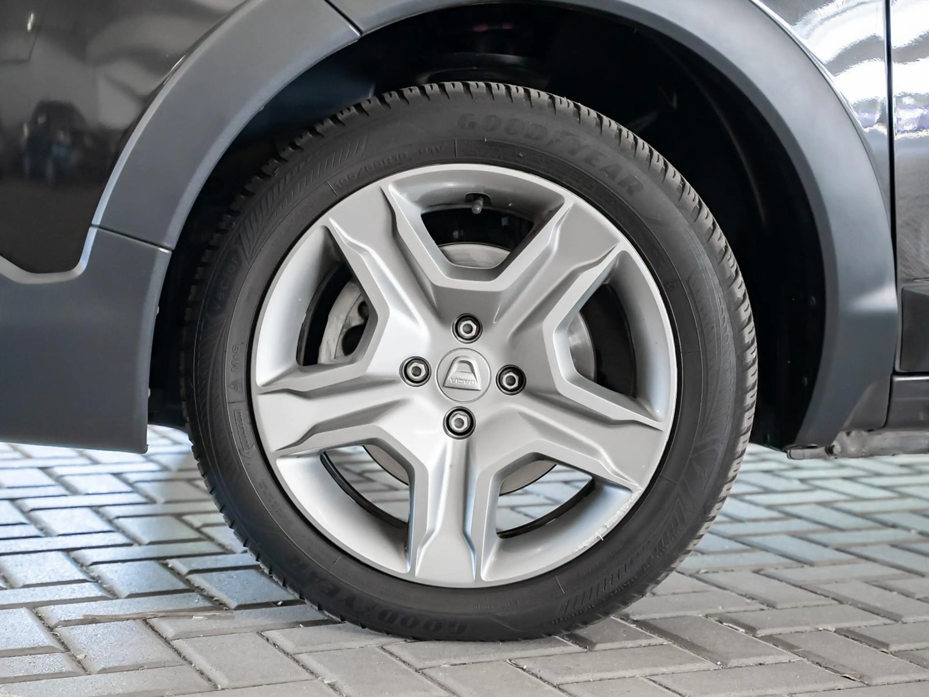 Dacia Lodgy TCe 130 Stepway Kamera+PDC+Allwetter — photo 7