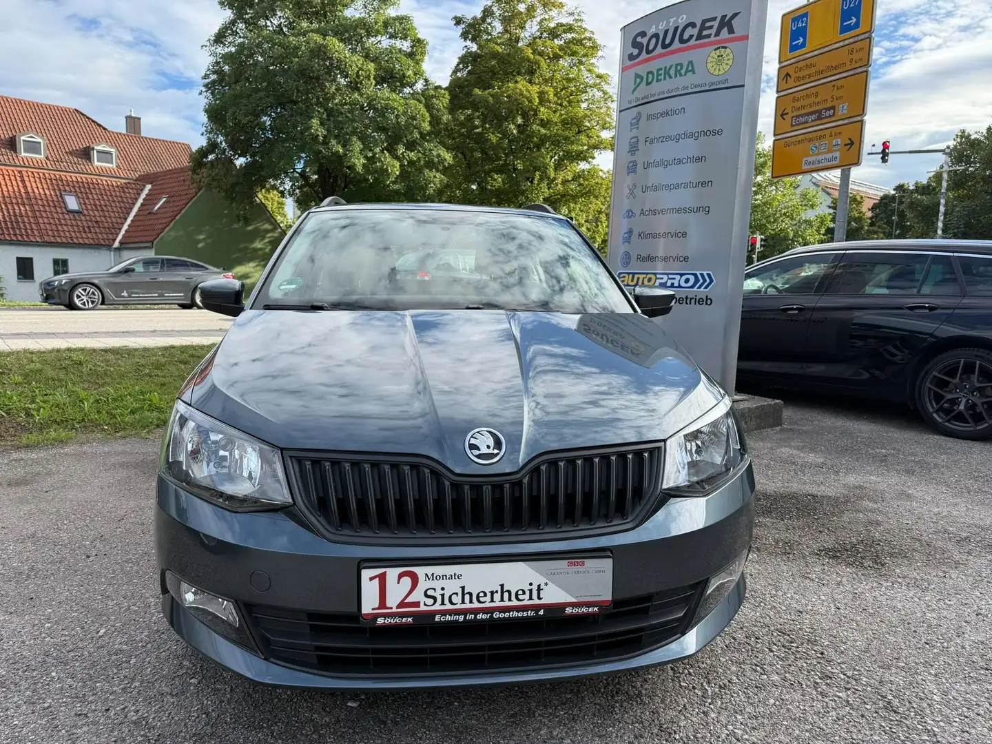 Skoda Fabia III Kombi 1,0 MPI Cool Plus + Enjoy Paket, PDC Grau - 2