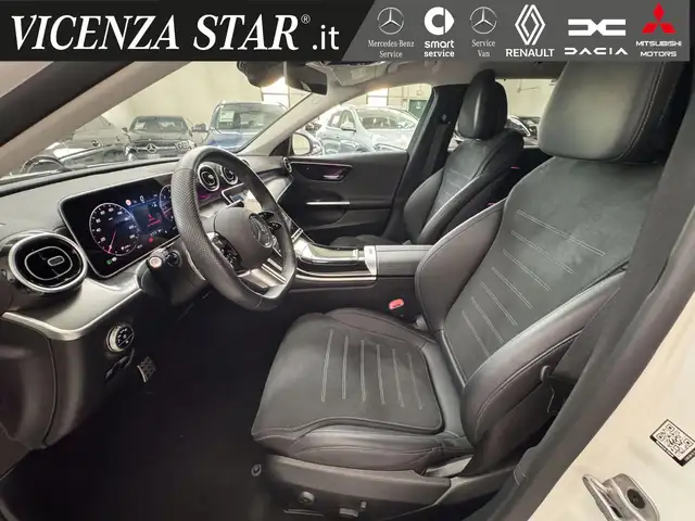 Mercedes-Benz C-Class view 4