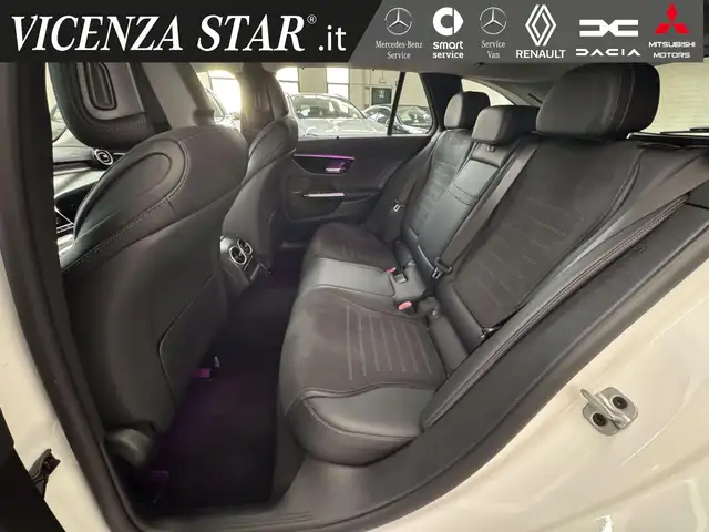 Mercedes-Benz C-Class view 6