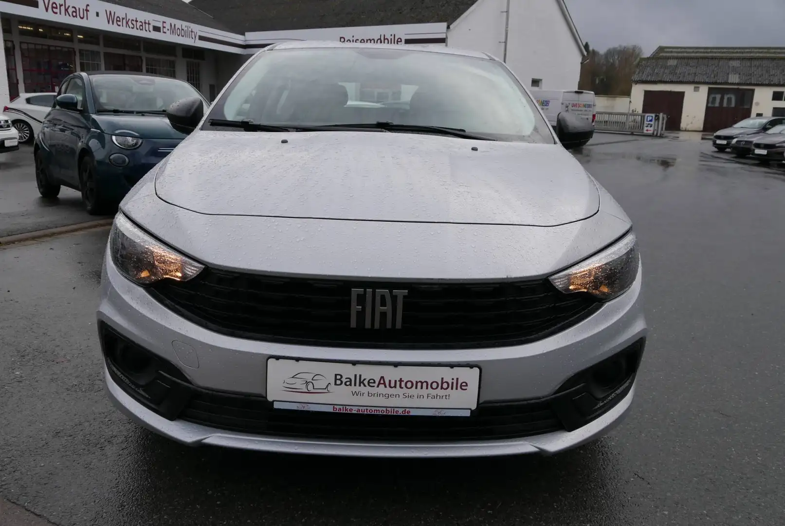 Fiat Tipo 1.4 5-Türer *PDC*Bluetooth*Allwetterreifen*uvm! Silber - 2
