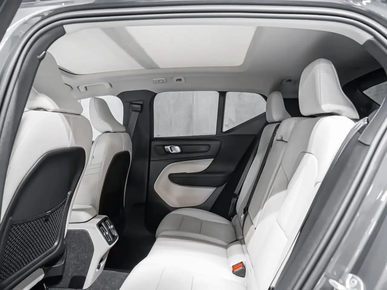 Volvo XC40 снимка Volvo XC40