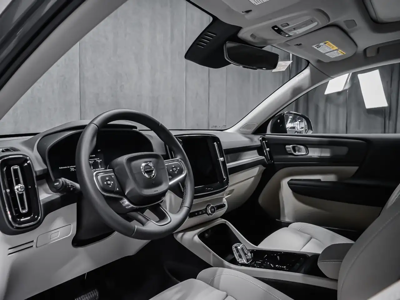 Volvo XC40 снимка Volvo XC40