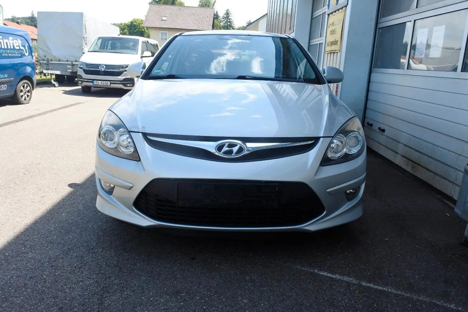 Hyundai i30 blue 1.4 Comfort/4-türig Plateado - 2