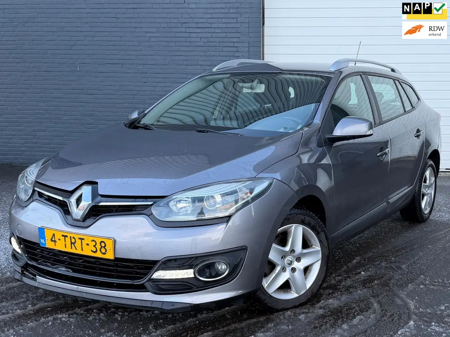 Renault Megane Estate 1.2 TCe Expression NAVI/CRUISE/PDC/LMV/CLIM Grau - 1