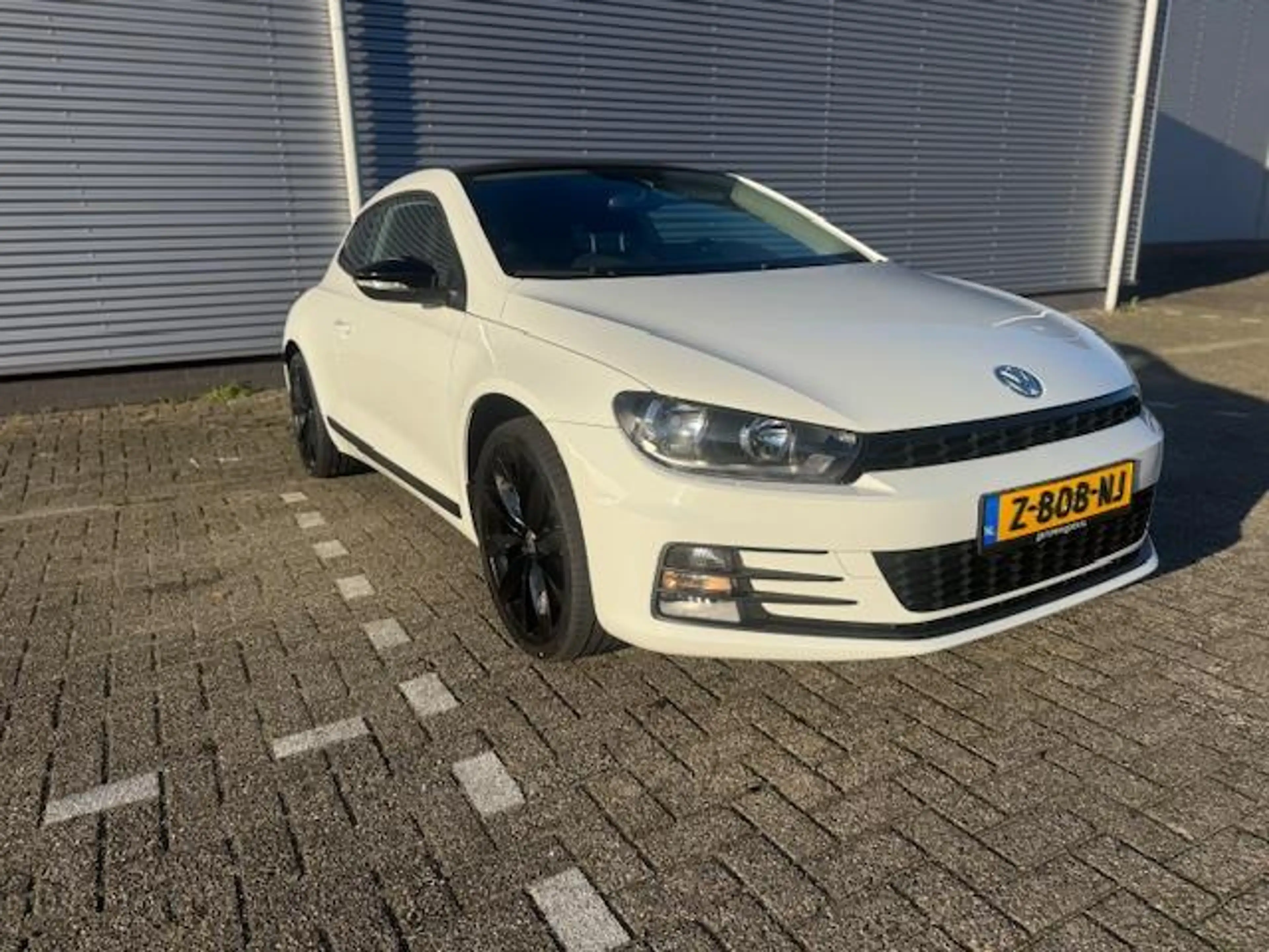 Volkswagen Scirocco 1.4 TSI Edition — photo 9