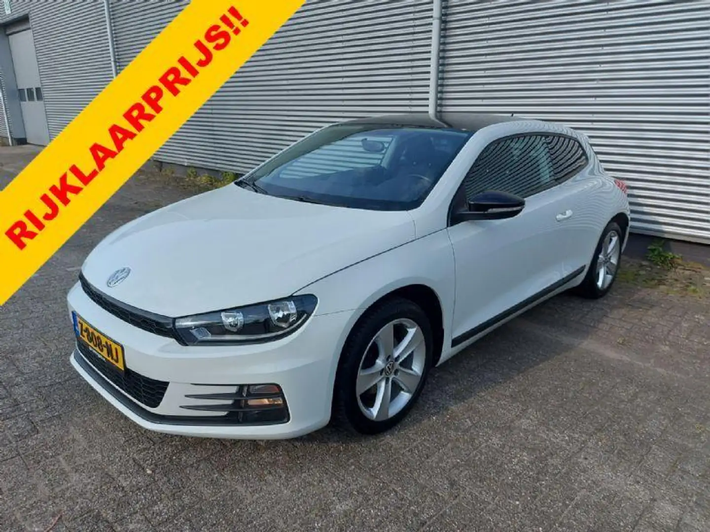 Volkswagen Scirocco 1.4 TSI Edition Wit - 1