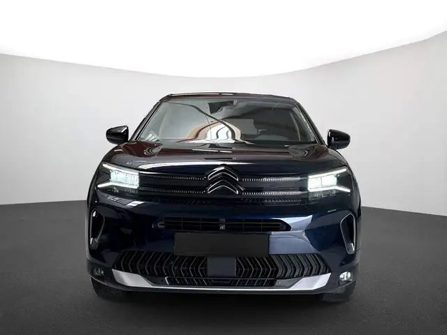 Citroen C5 Aircross view 3
