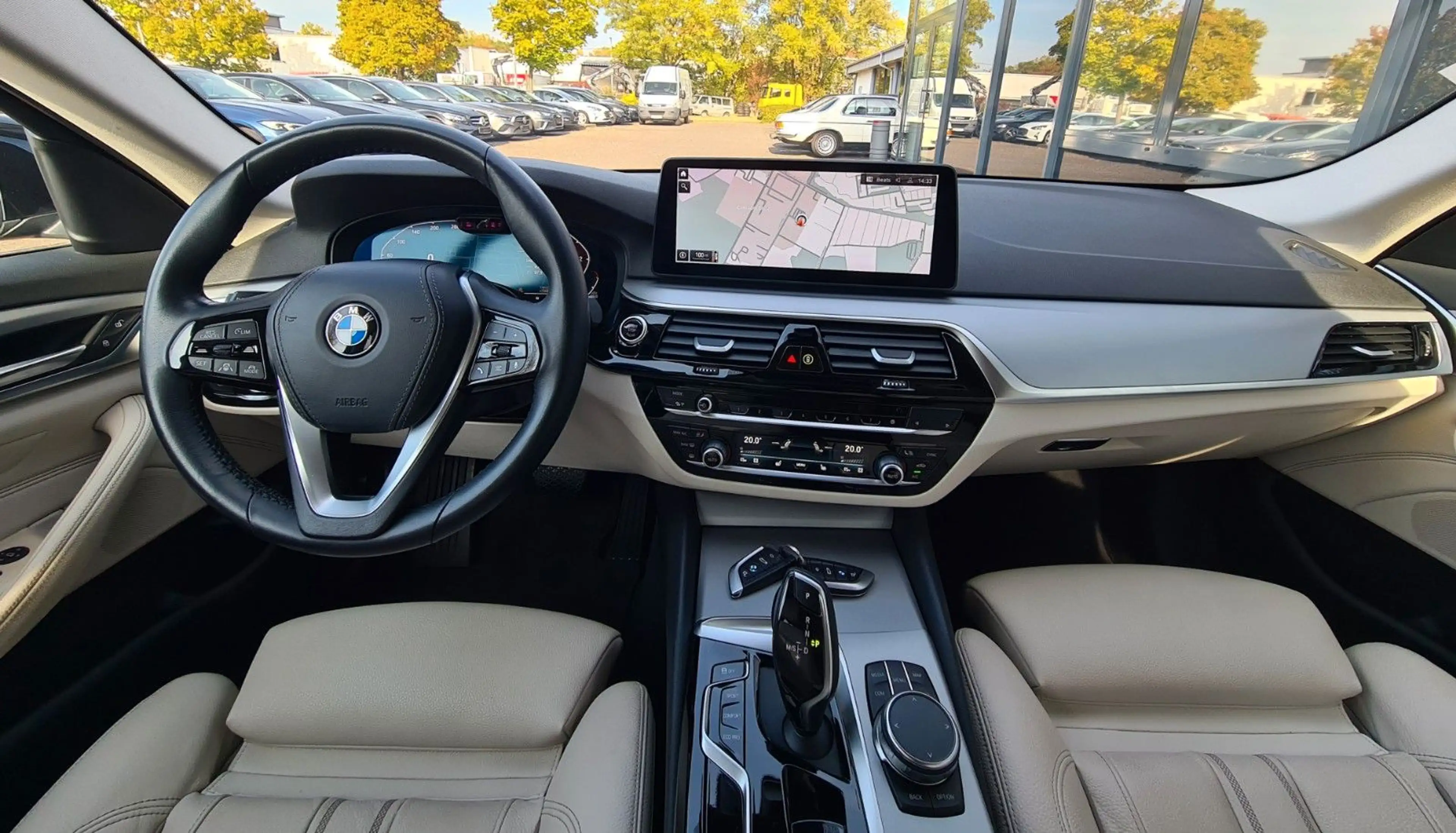 BMW 520 d T - DriAssPro - Komfortsitze - 8 x ALU - — photo 11