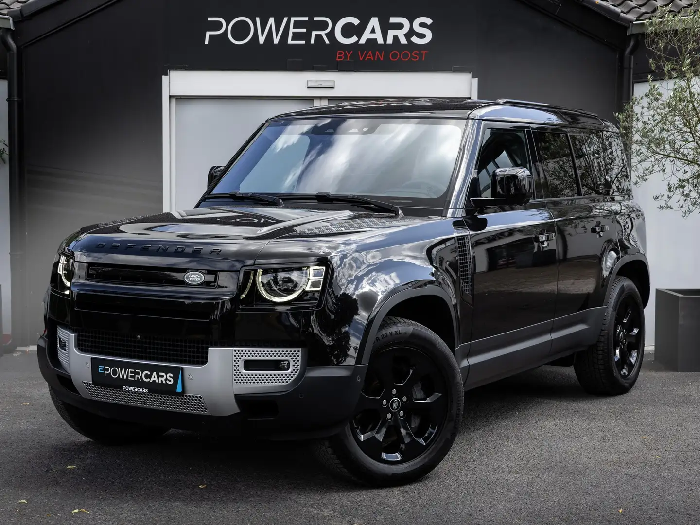 Land Rover Defender 110 P400e | 360 | ACC | TREKHAAK Noir - 1
