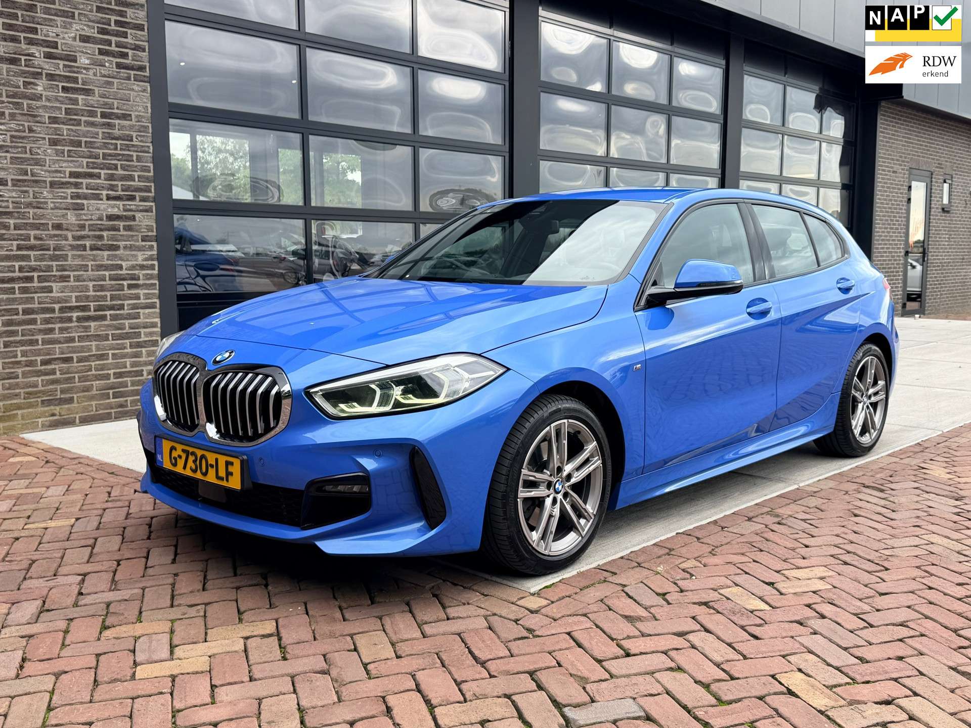 BMW 118
