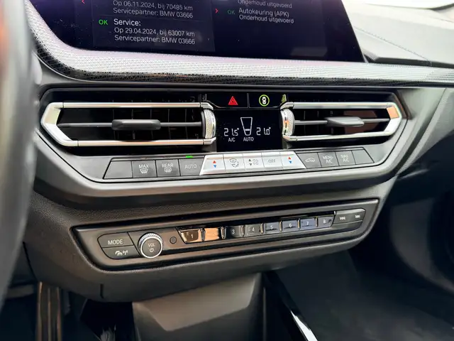 BMW 1 Series view 25