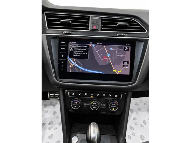 Volkswagen Tiguan view 9