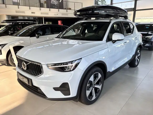 Volvo XC40 B3 automatico Core