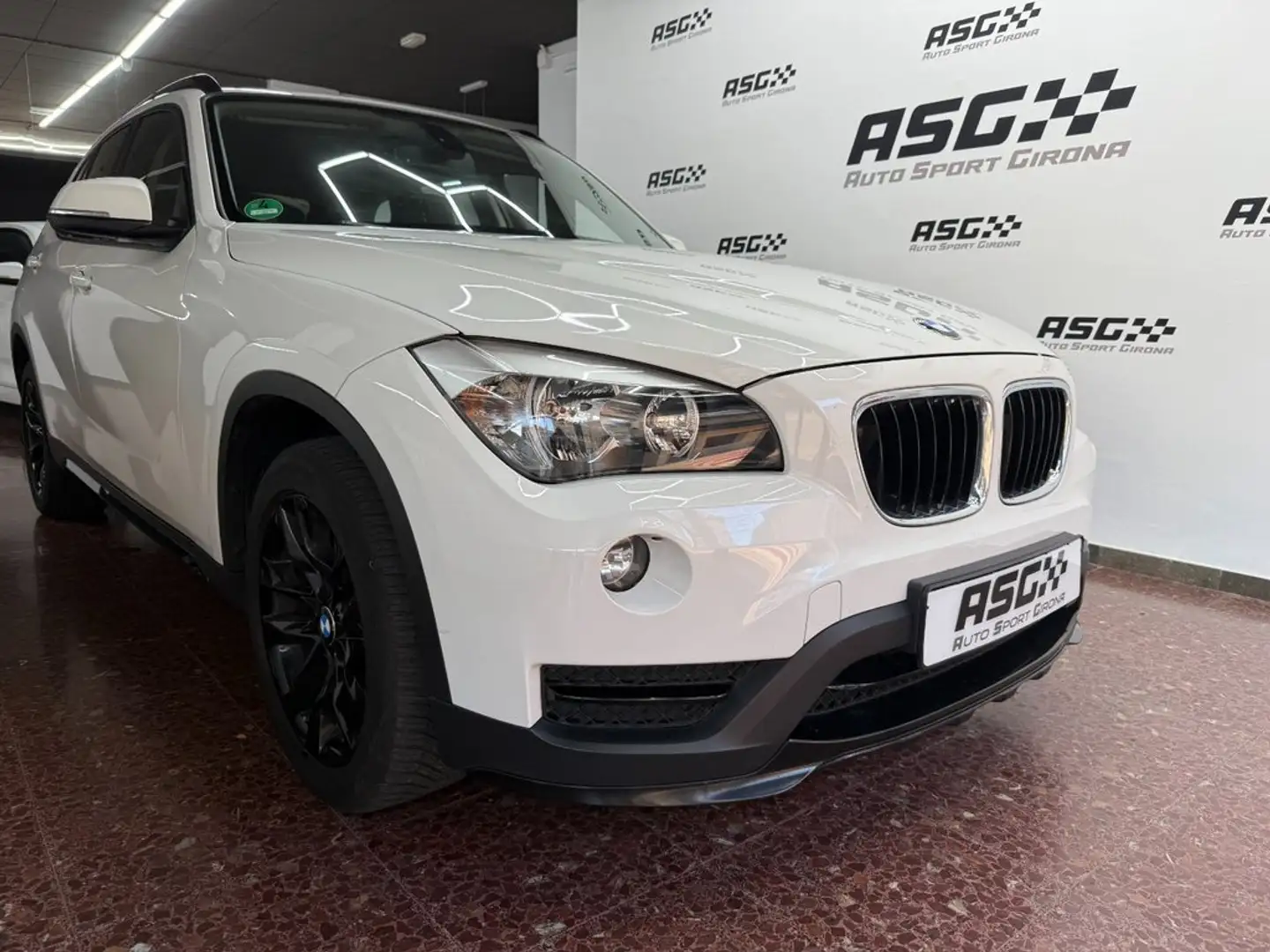 BMW X1 sDrive18i Blanco - 1