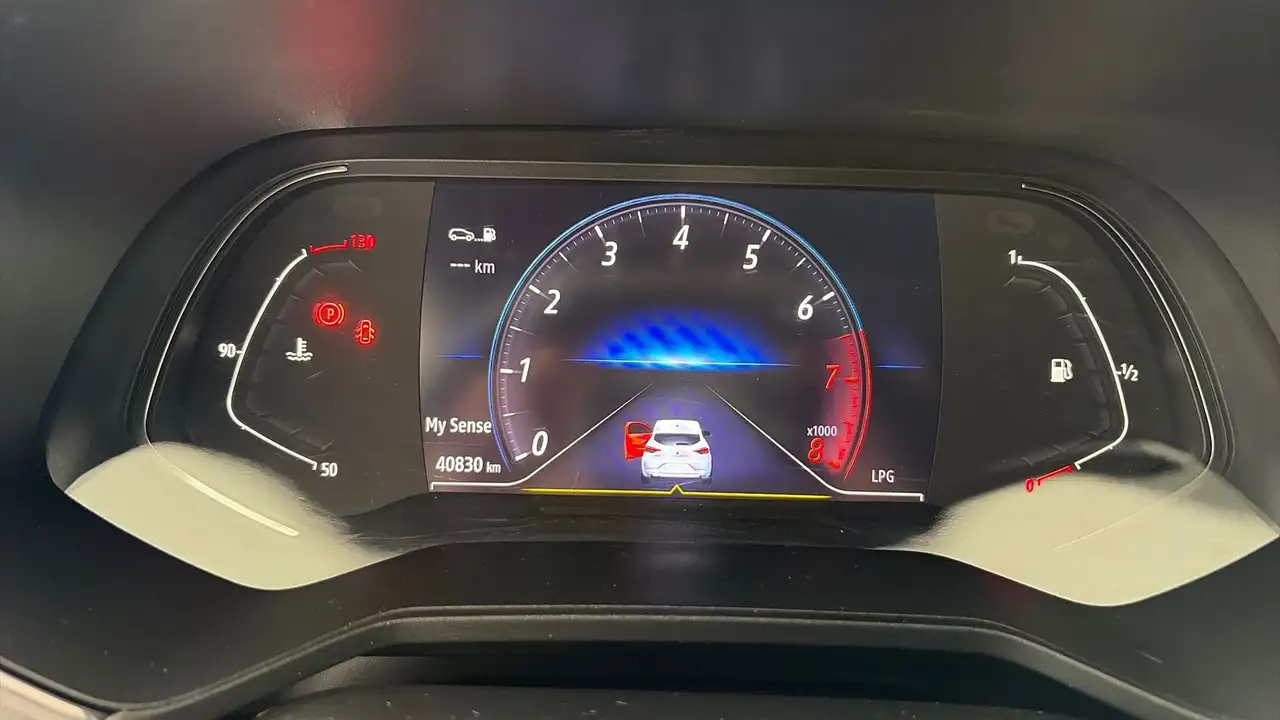 Renault Clio V 2019 1.0 TCE TECHNO GPL 100CV 9