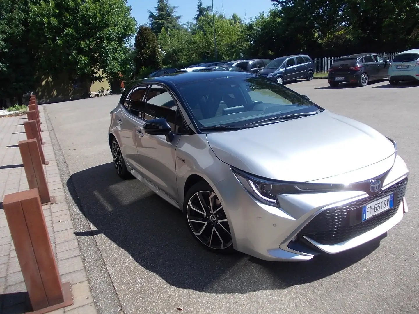 Toyota Corolla Corolla XII 2019 2.0h Lounge cvt Argento - 2