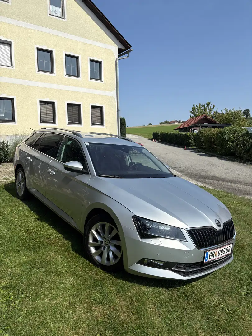 Skoda Superb Kombi 2,0 TDI 4x4 Style DSG - 2