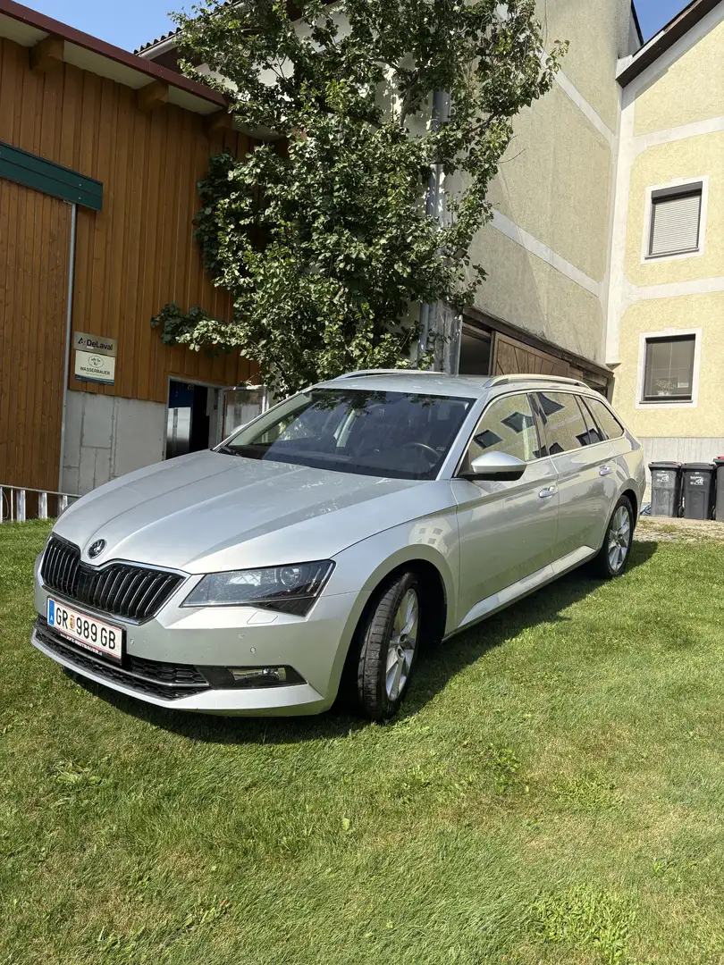Skoda Superb Kombi 2,0 TDI 4x4 Style DSG - 1