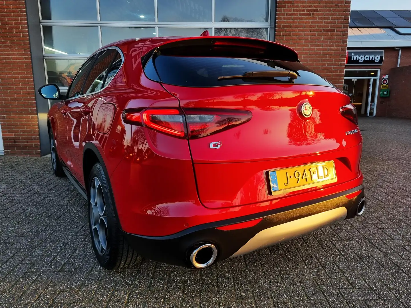 Alfa Romeo Stelvio 2.0 T AWD Super Rood - 2