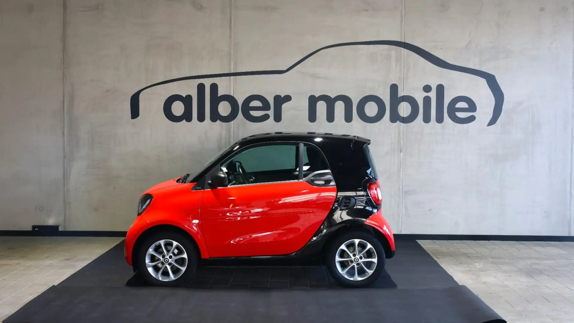 smart forTwo fortwo coupe Automatik,Pano,Sitzheizung Schwarz - 2