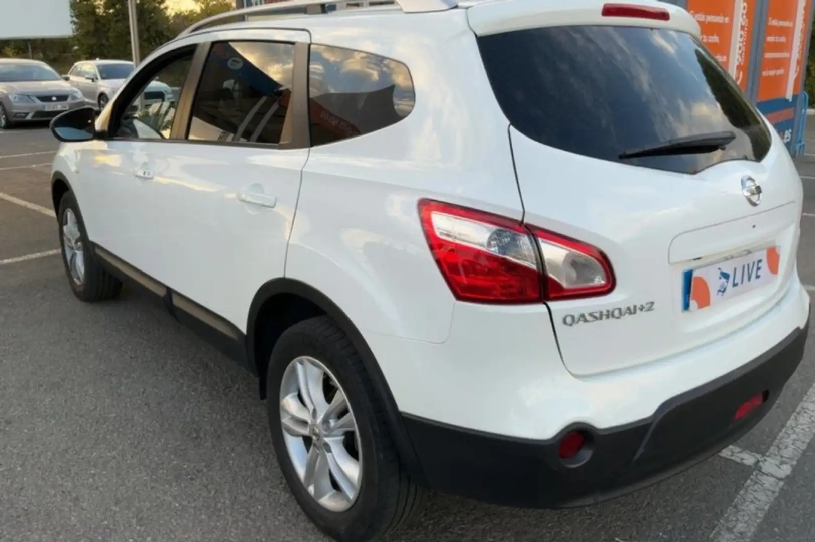 Nissan Qashqai Q+2 2.0dCi Tekna Premium 4x4 17´´ Blanc - 2