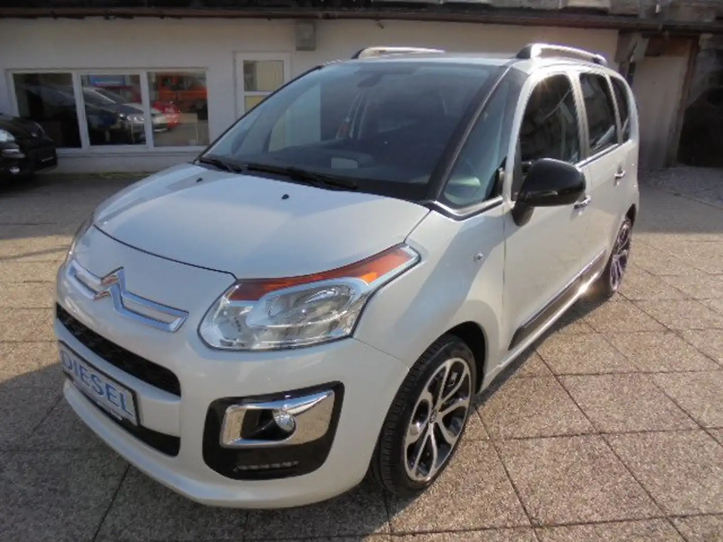 Citroen C3 Picasso C3 Picasso BlueHDi 100 manuell Exclusive Exclusive Weiß - 1