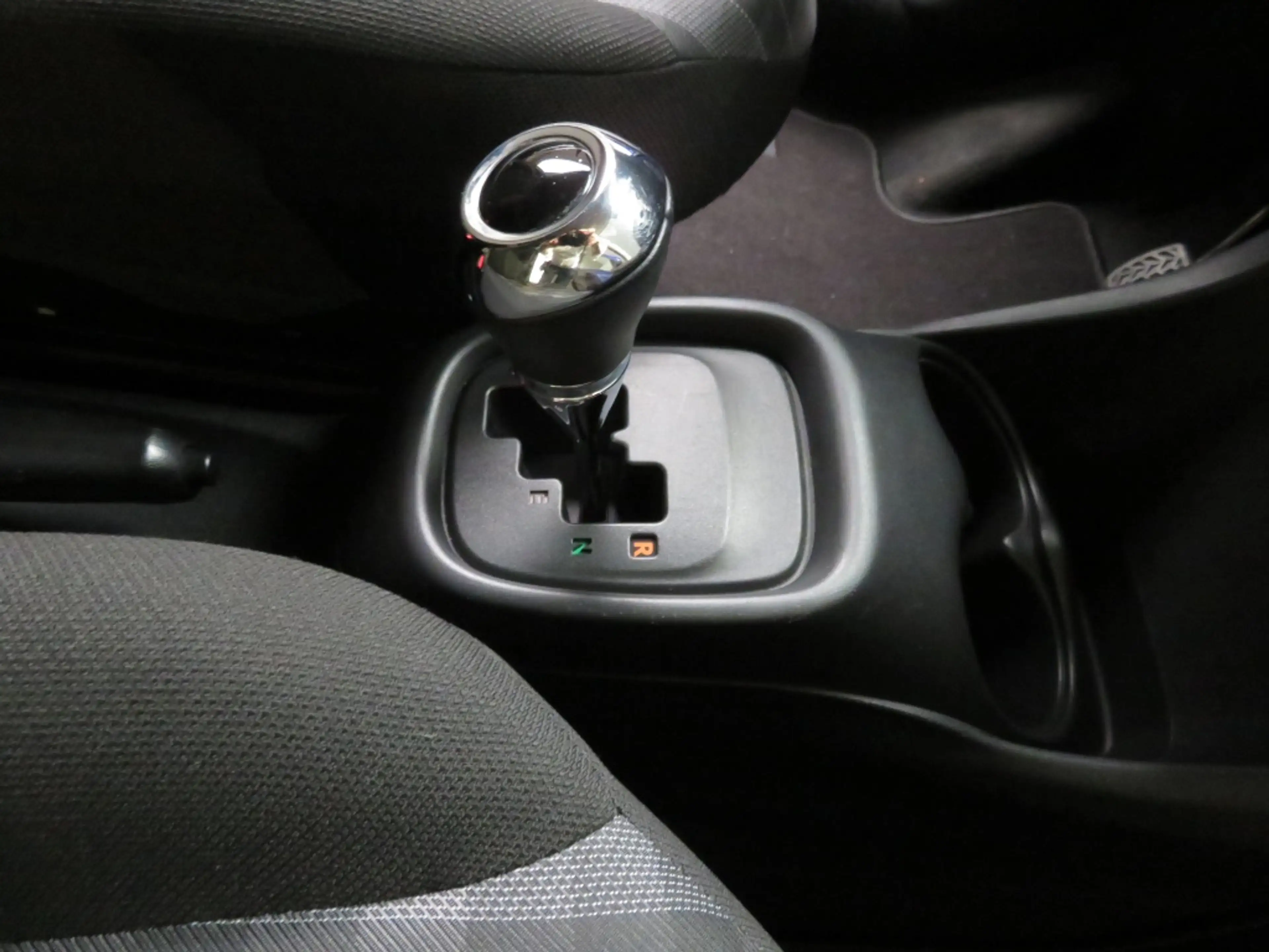 Peugeot 108 1.0 e-VTi Active AUTOMAAT — photo 9