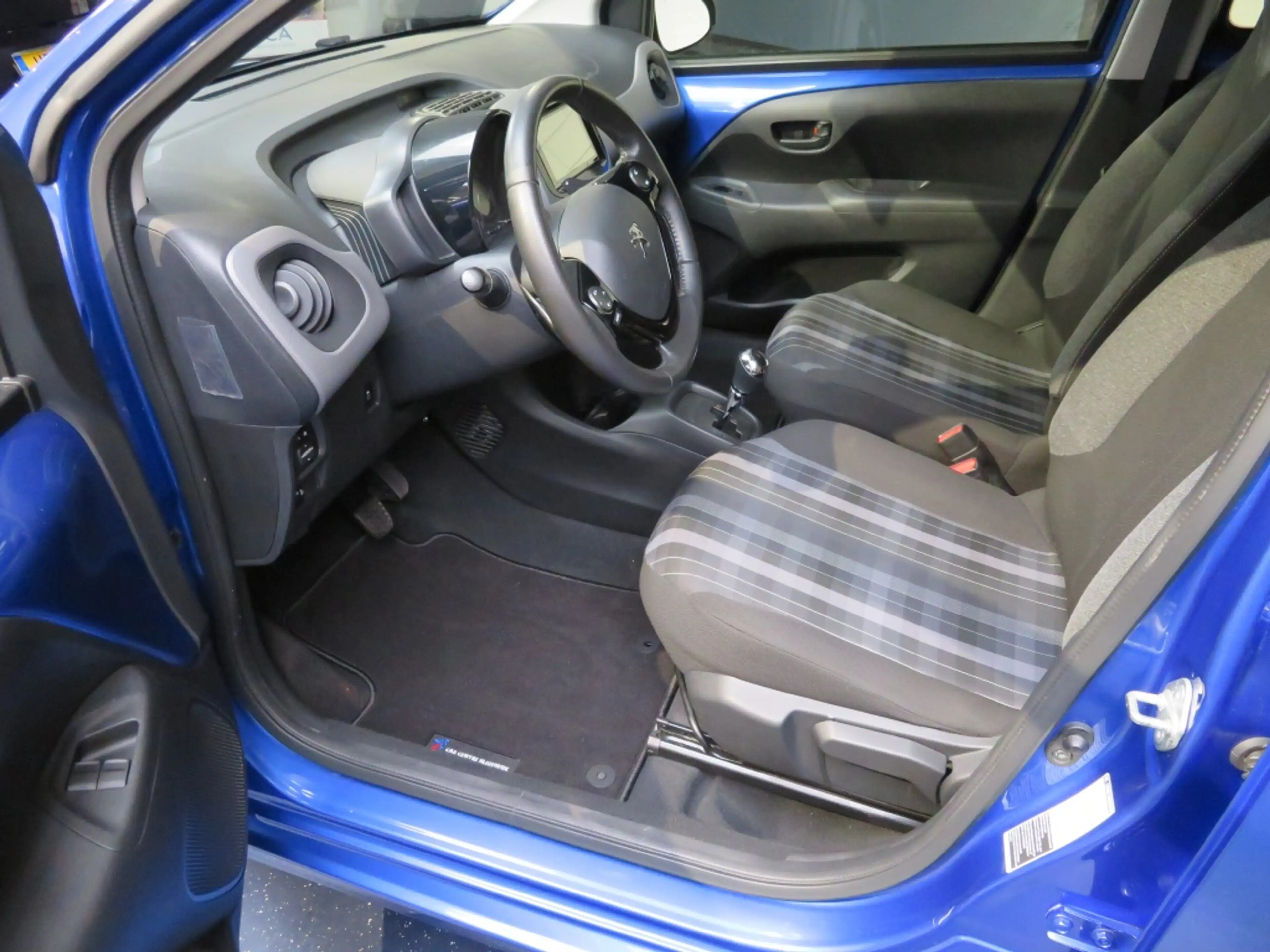 Peugeot 108 1.0 e-VTi Active AUTOMAAT — photo 4