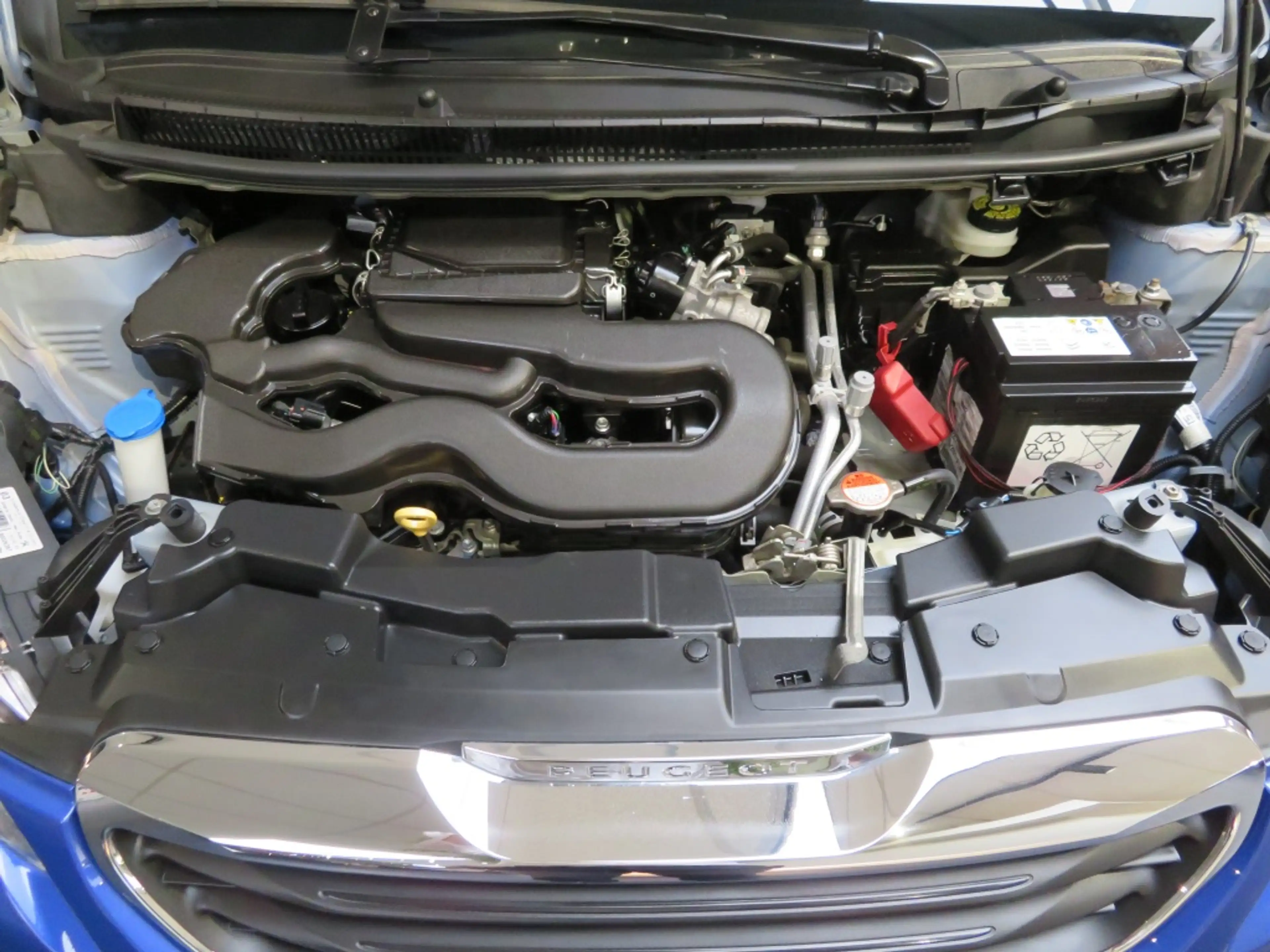 Peugeot 108 1.0 e-VTi Active AUTOMAAT — photo 17