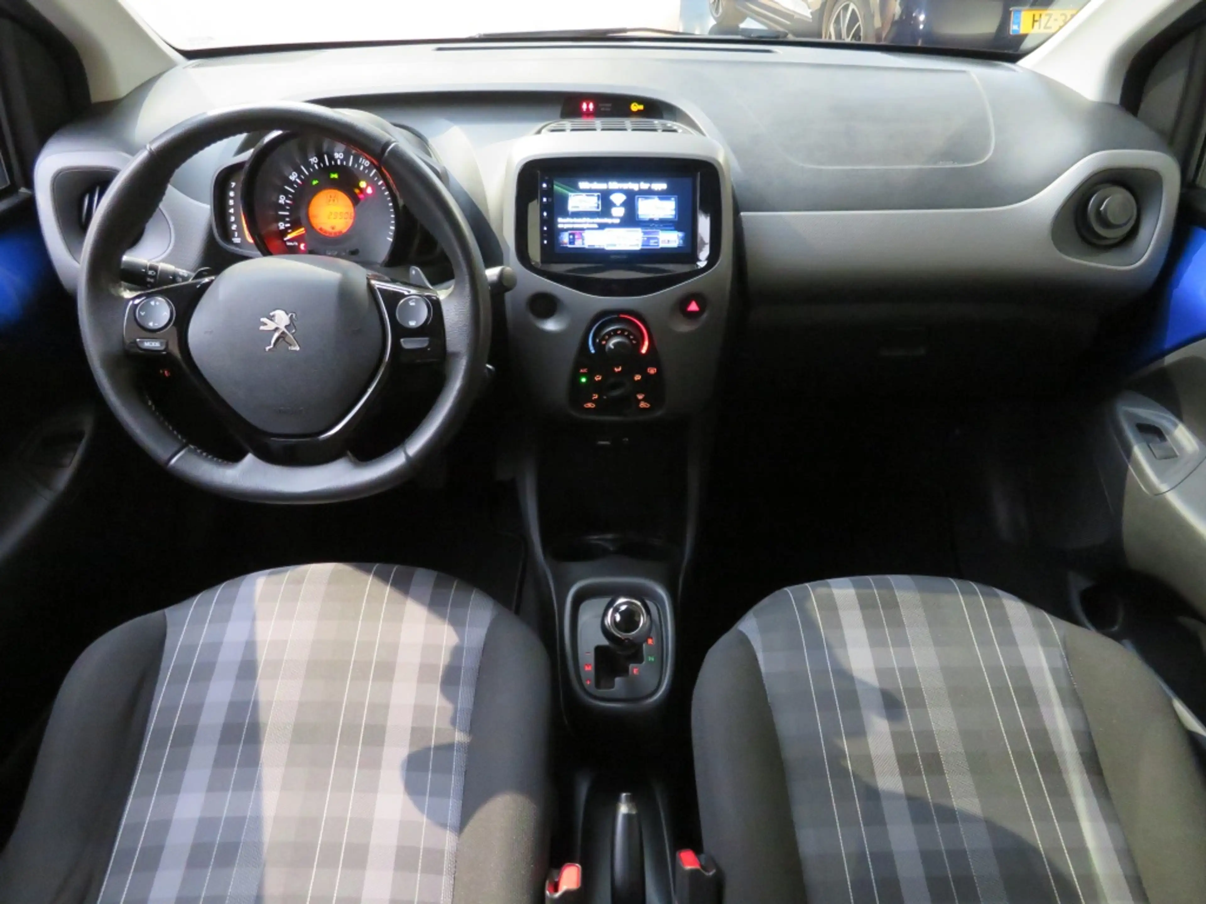 Peugeot 108 1.0 e-VTi Active AUTOMAAT — photo 8