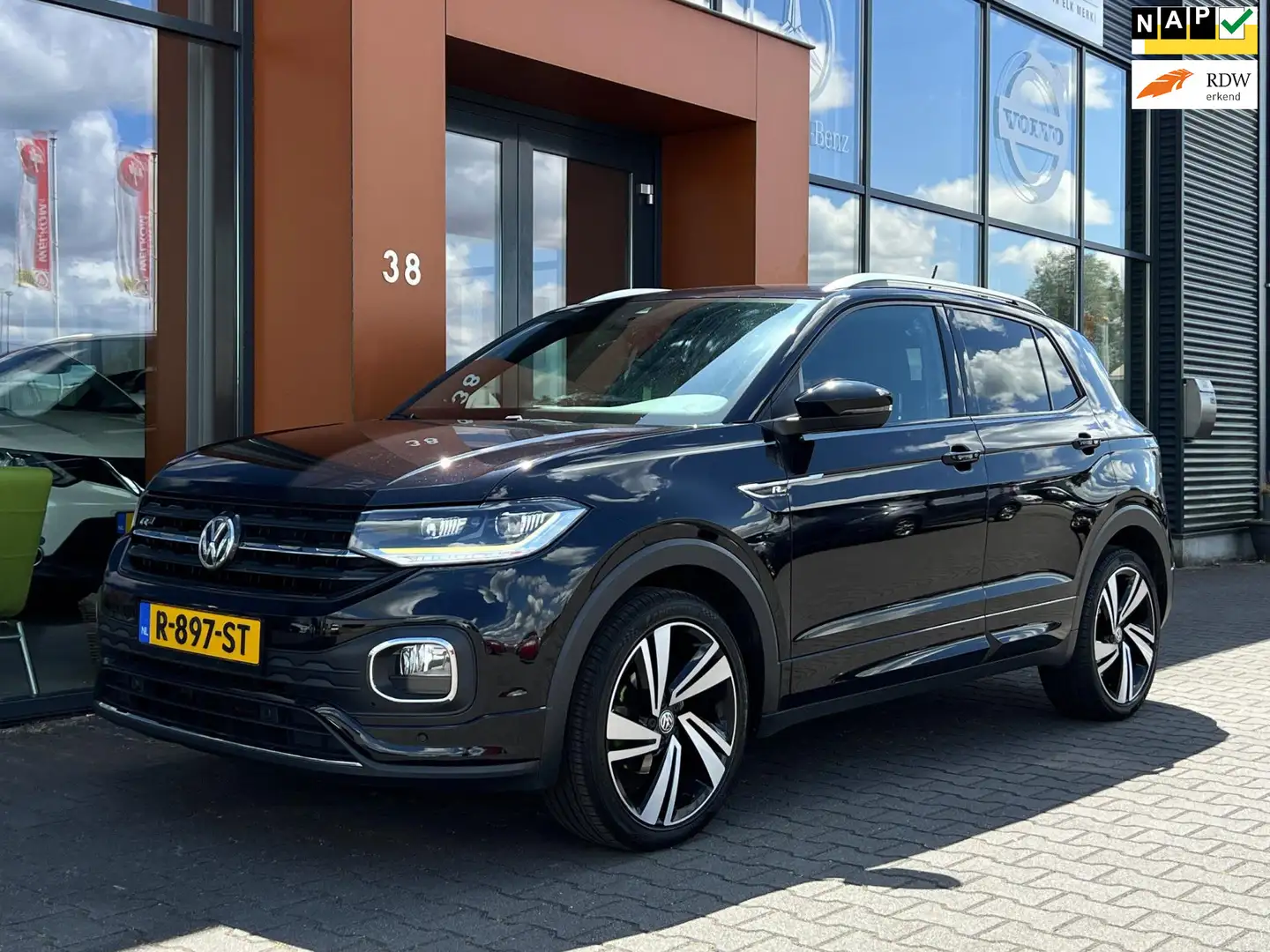Volkswagen T-Cross 1.0TSI R-line AUT.|Vitrual dash|Carplay Zwart - 1