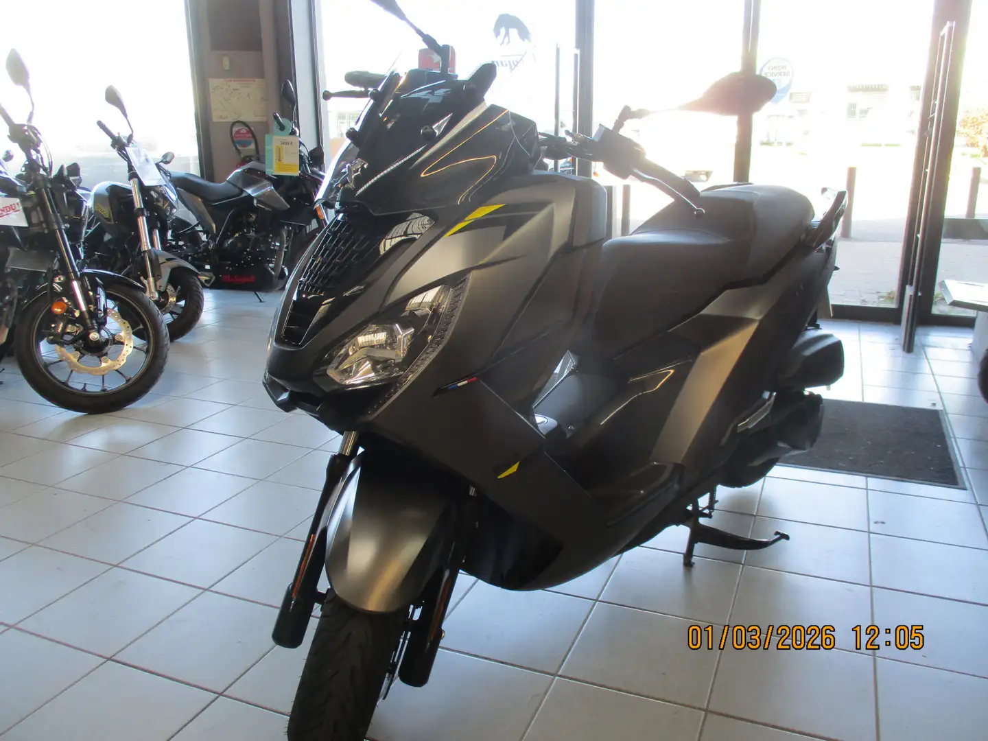 Peugeot Pulsion Gris - 2