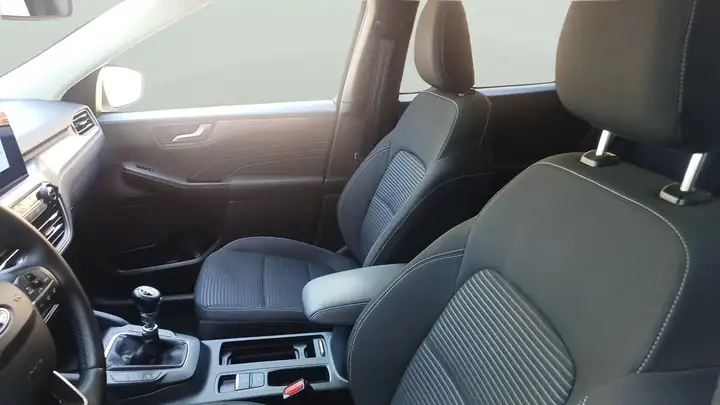 Ford Kuga Titanium 1.5 EcoBlue 2022, foto 11