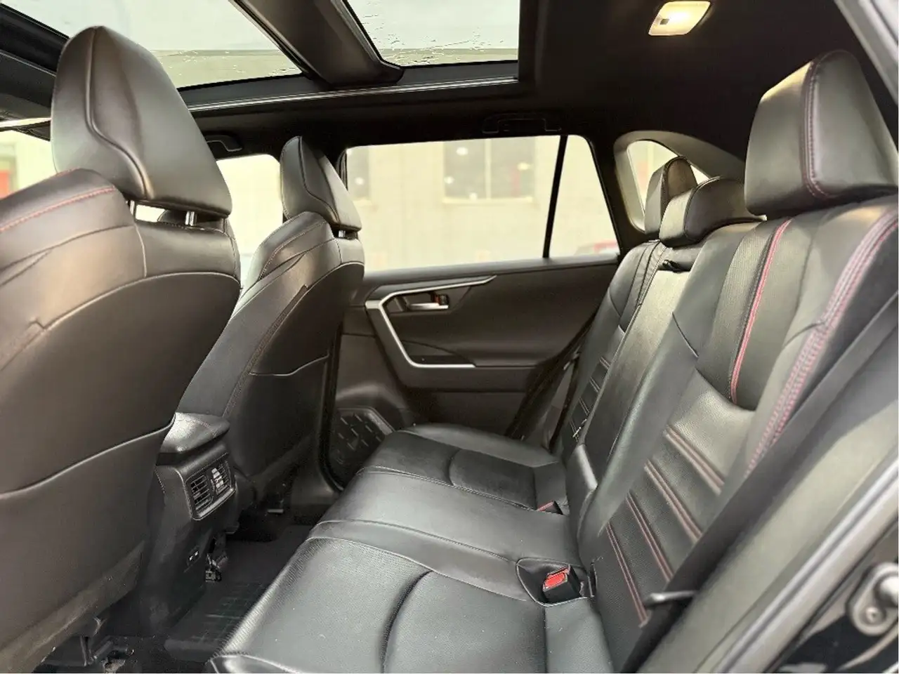 Toyota RAV 4 Prime снимка Toyota RAV 4 Prime