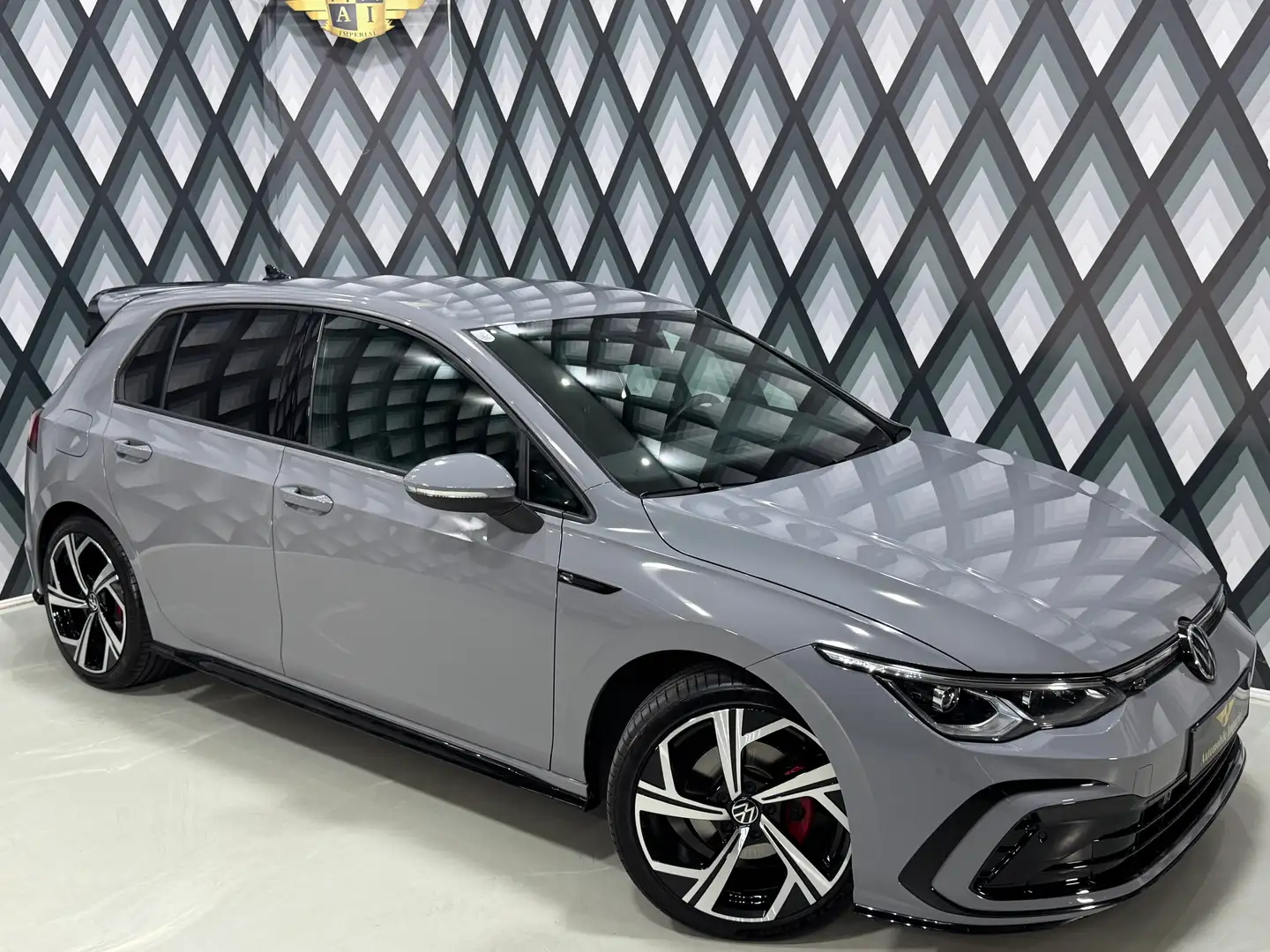 Volkswagen Golf 1,5 TSI DSG // R-LINE // FACELIFT // MATRIX-LED // Grijs - 1
