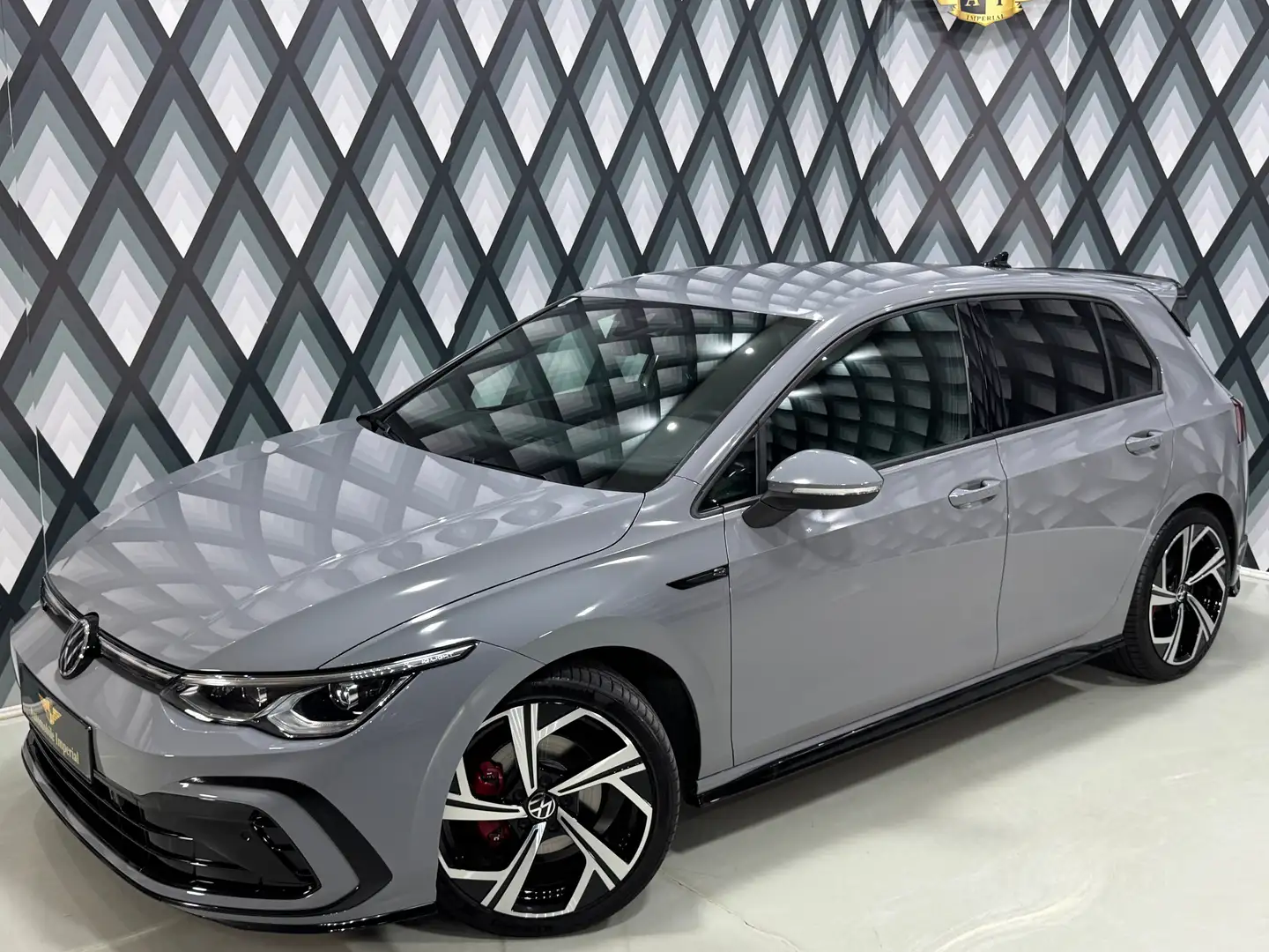 Volkswagen Golf 1,5 TSI DSG // R-LINE // FACELIFT // MATRIX-LED // Grijs - 2