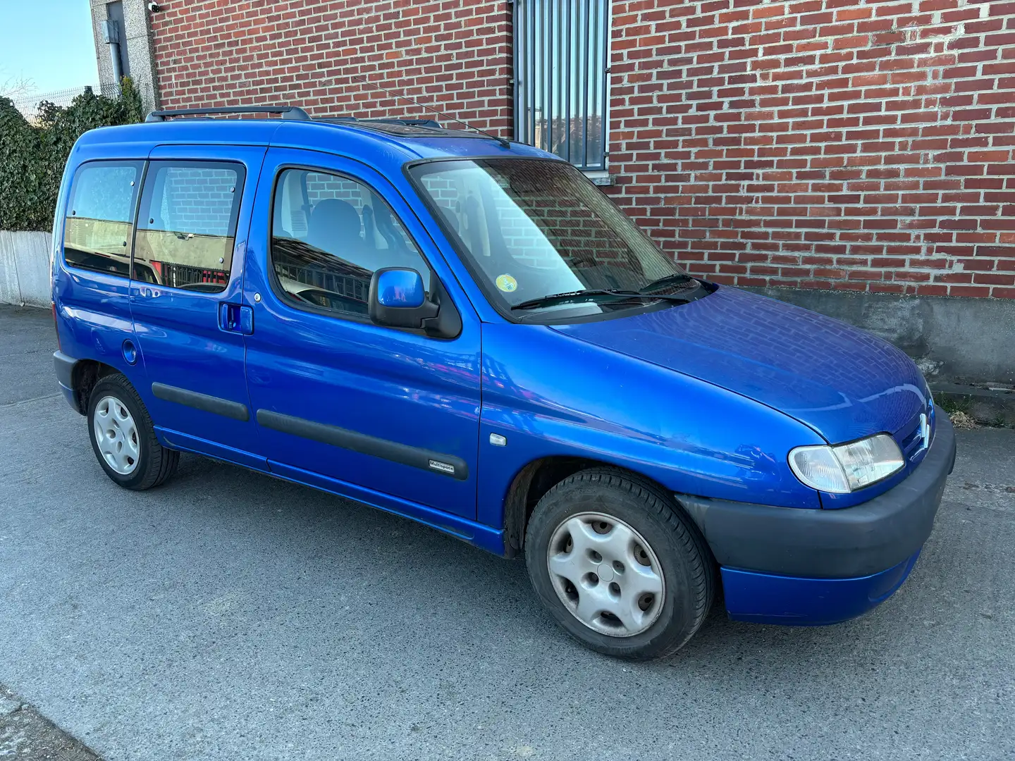Citroen Berlingo 1.4i Azul - 2