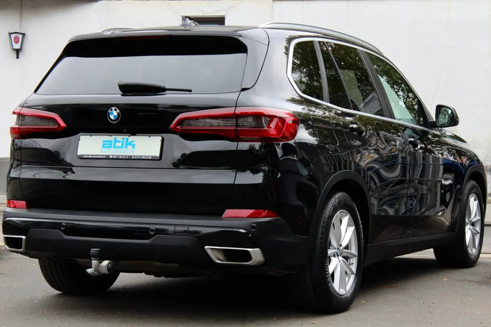 BMW X5 1.HAND! 360° ACC PANO H&K DAB 2-ACHS AHK 3,5t Zwart - 2