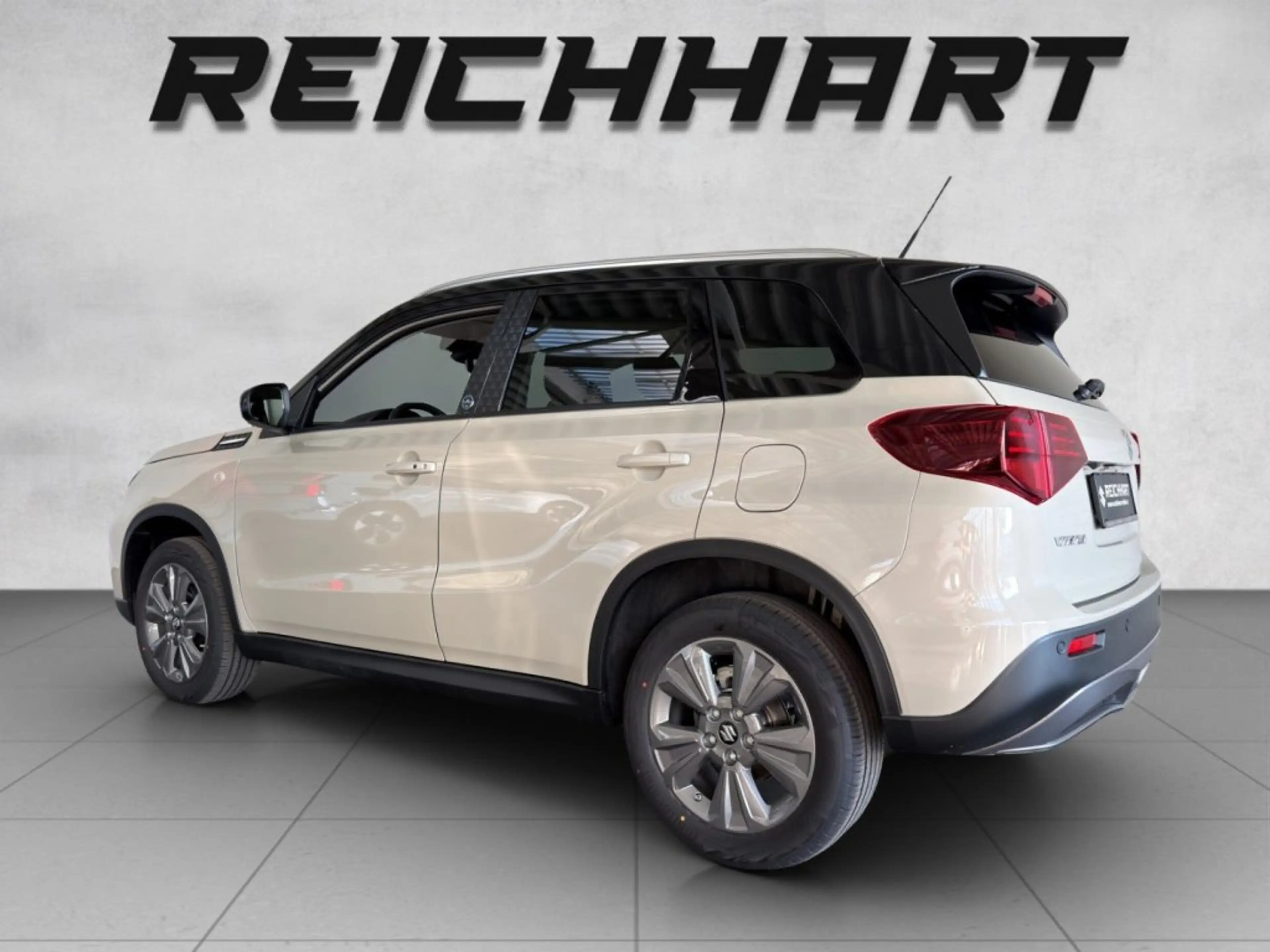 Suzuki Vitara 1,4 GLX Hybrid Allgrip Jacques Lemans Sonderedition — photo 3