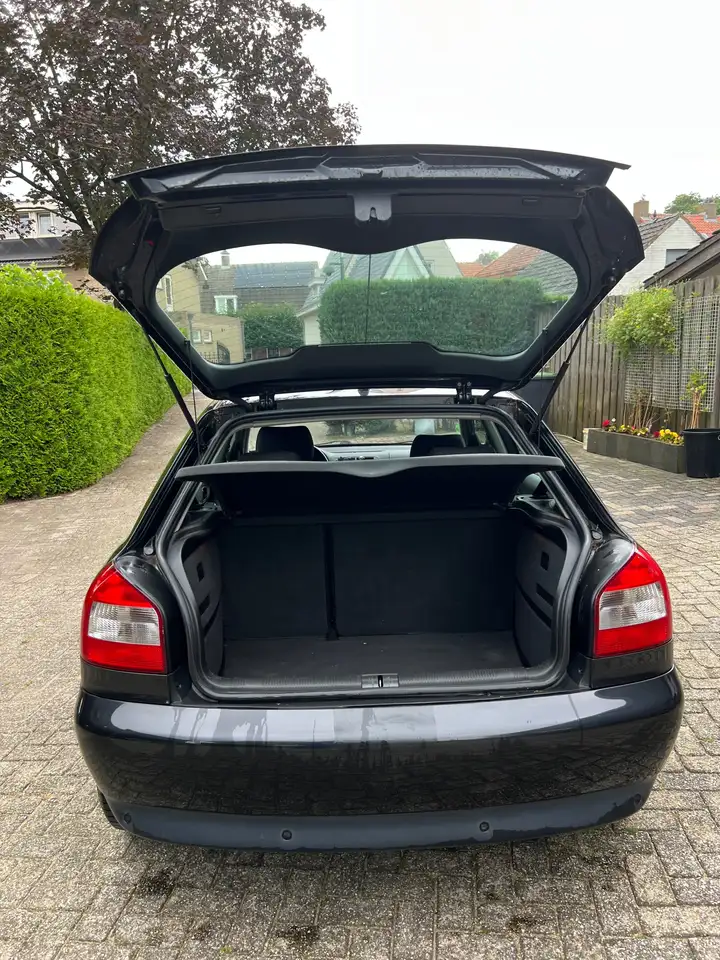Audi A3 1.6 Attraction, foto 4