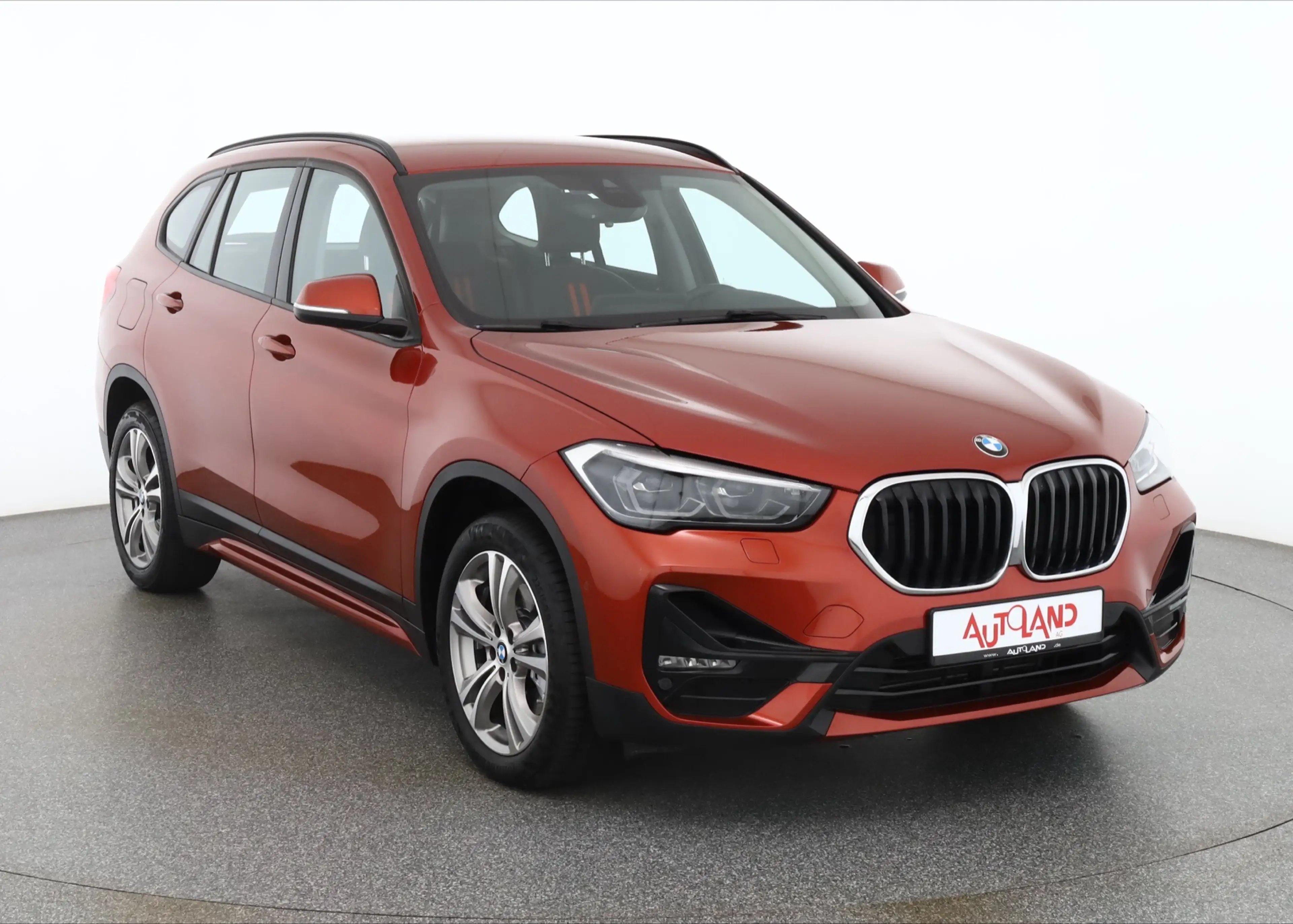 BMW X1 xDrive 20 d Sport Line LED Navi Kamera — photo 7