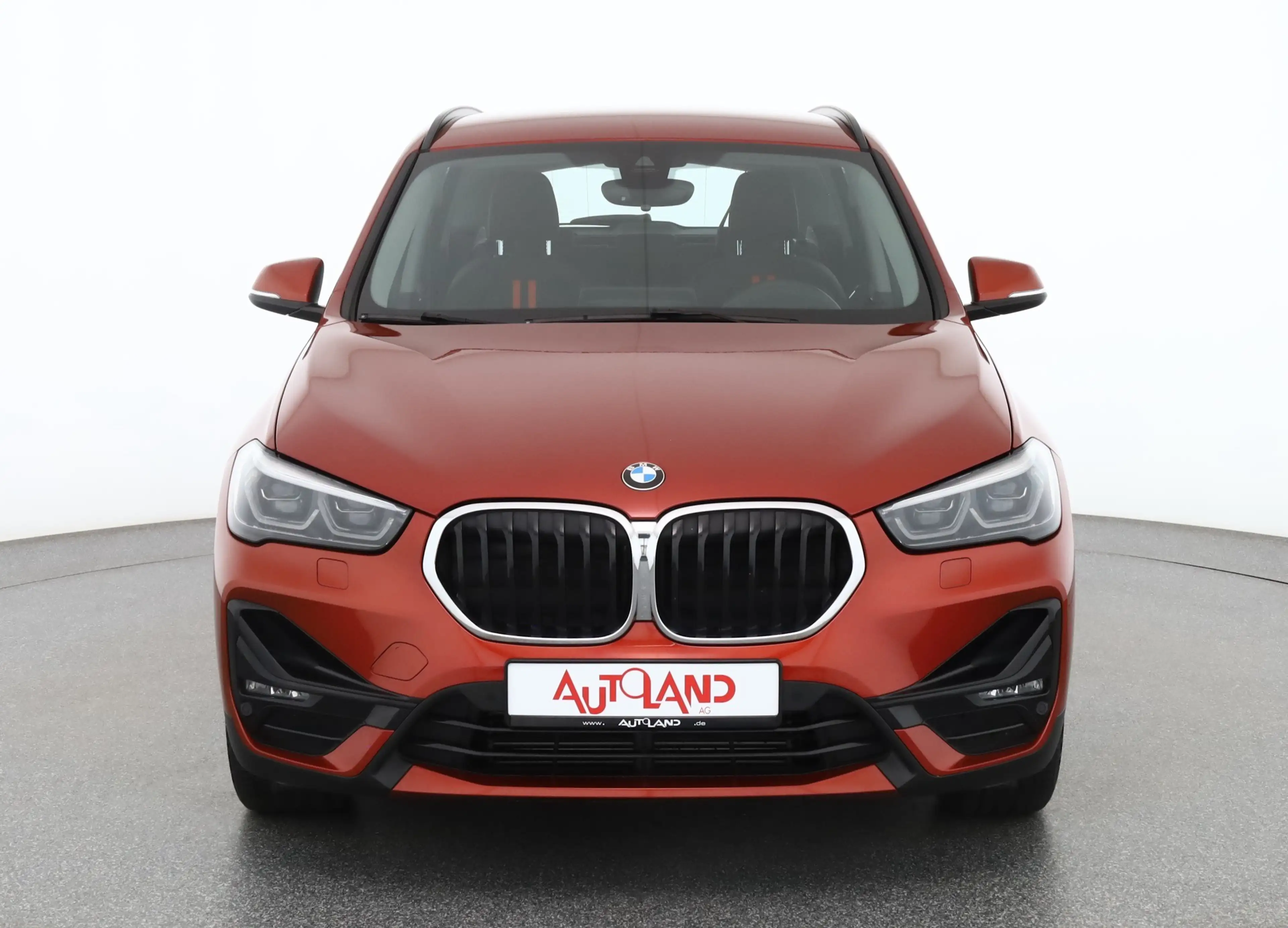 BMW X1 xDrive 20 d Sport Line LED Navi Kamera — photo 8