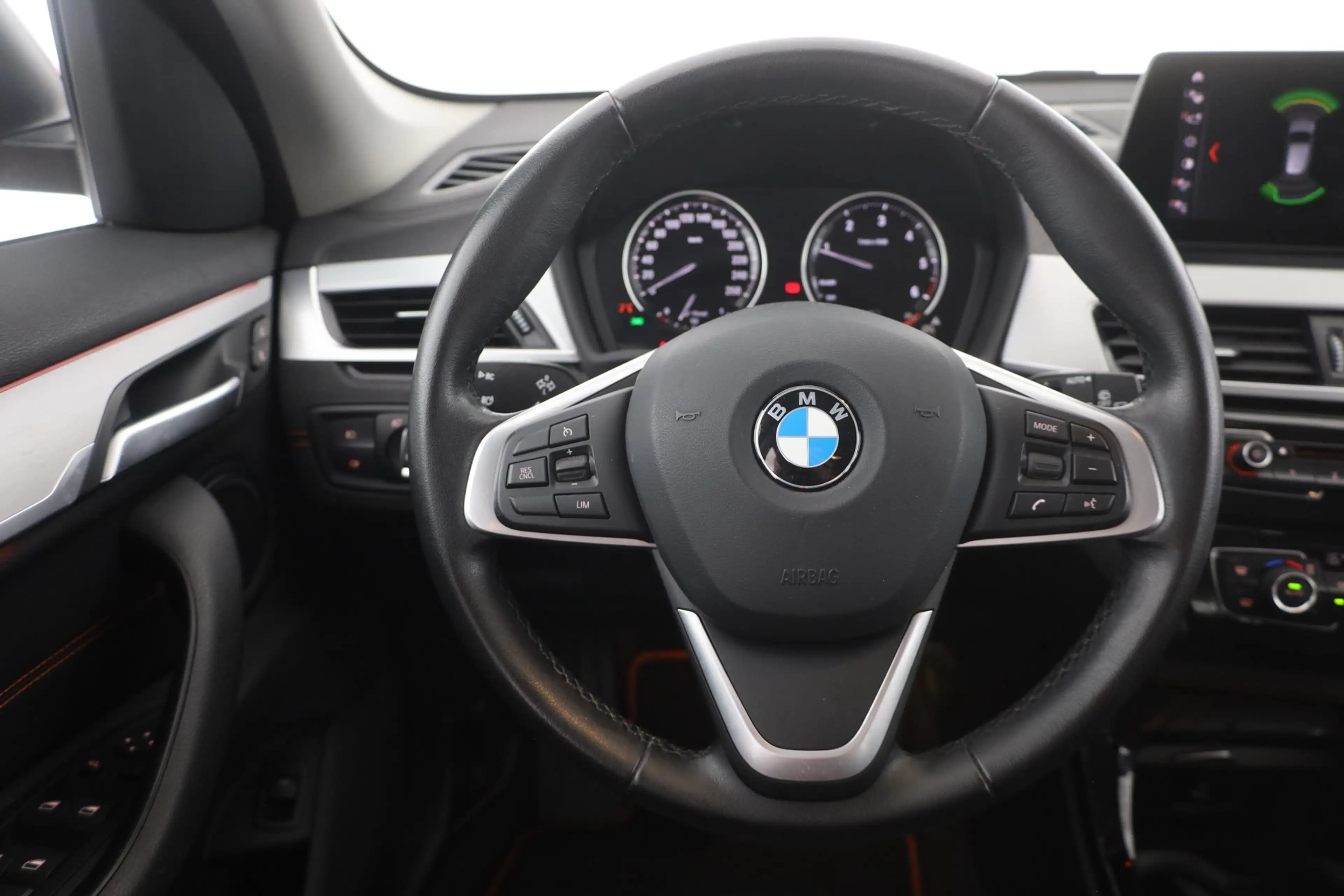 BMW X1 xDrive 20 d Sport Line LED Navi Kamera — photo 15