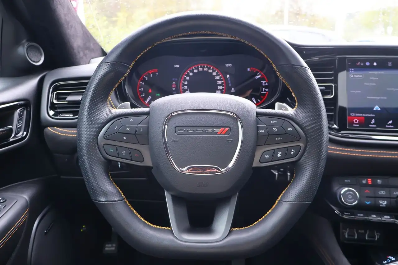 Dodge Durango 2023 — фото 11